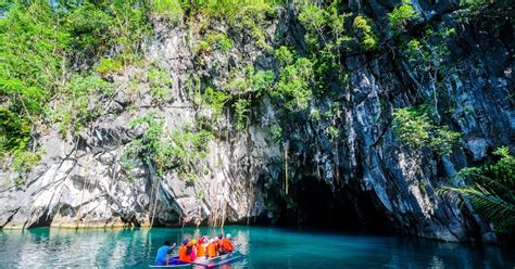Puerto Princesa Travel Guide: Gateway to .